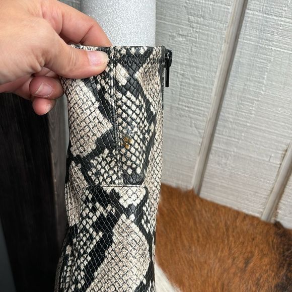Aldo snake print black and white size 10 - Picture 8 of 10